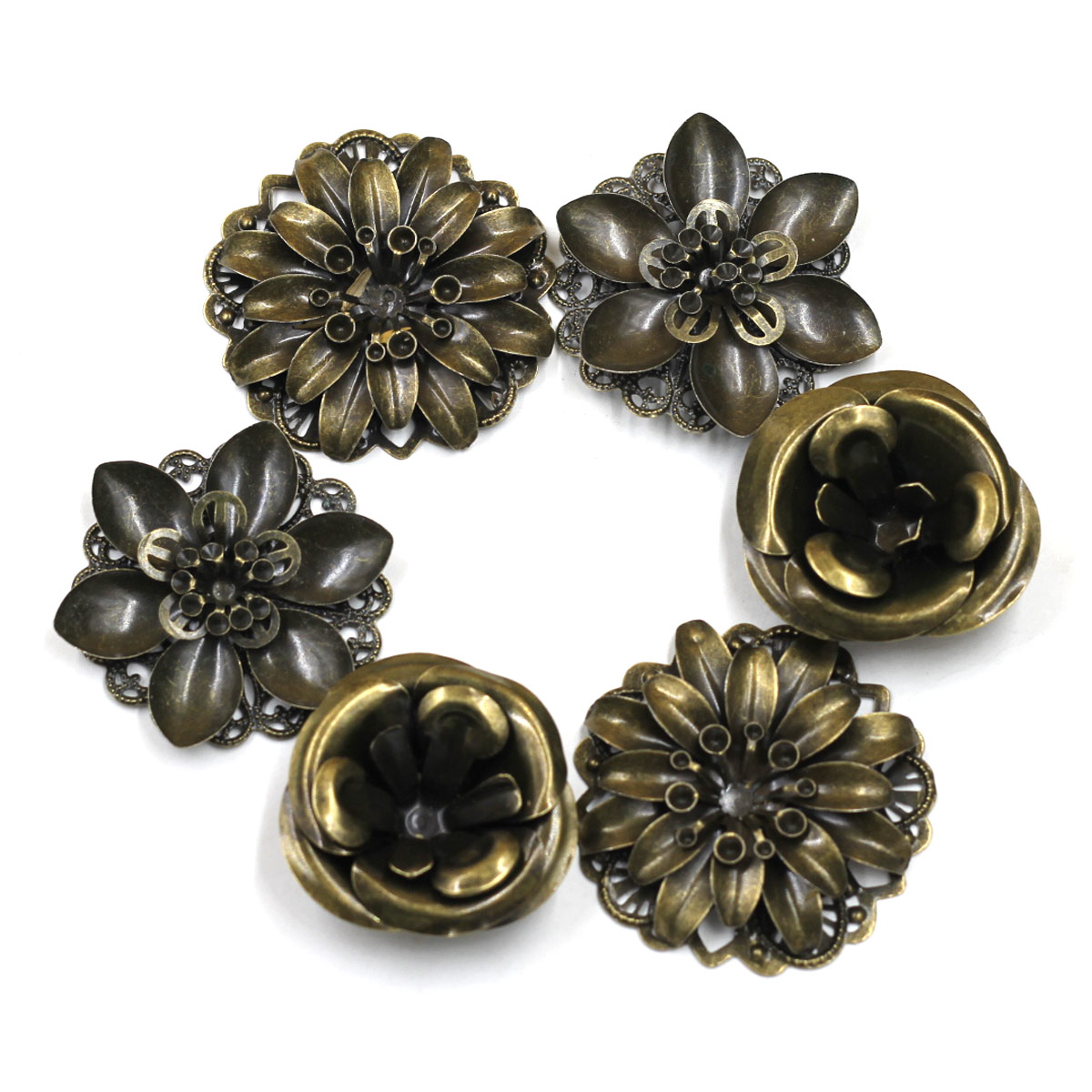 6 個の装飾組み合わせ花柄フィリグリーラップ合金クラフトジュ - Craft Embellishments のレビューと価格